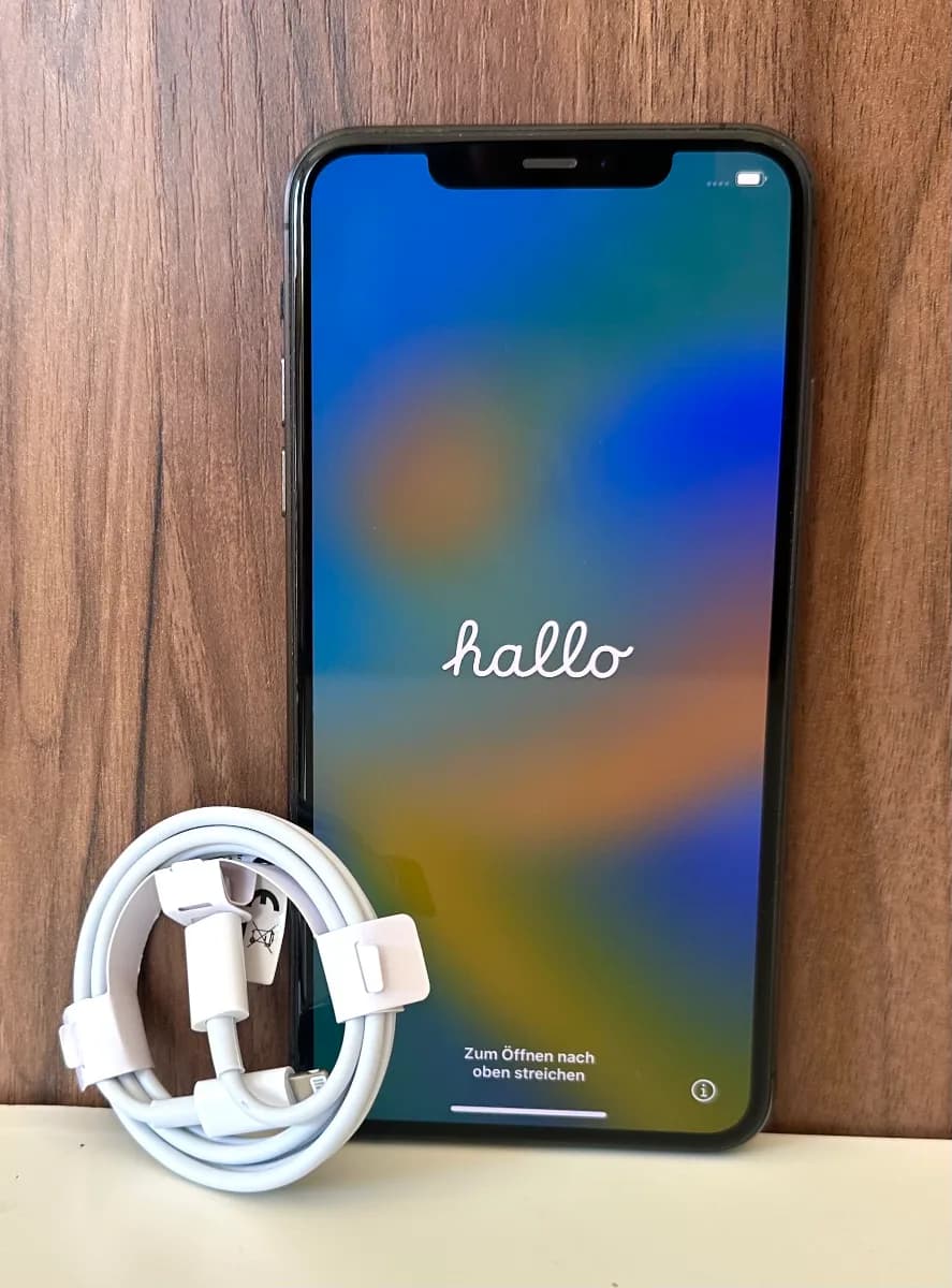 iPhone 11 Pro Max in Space Gray, photo 1 of 4