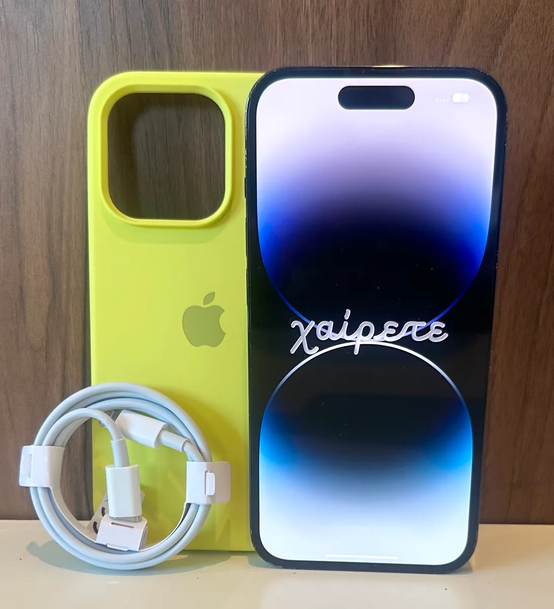 iPhone 14 Pro цвета Space Black, фото 1 из 4