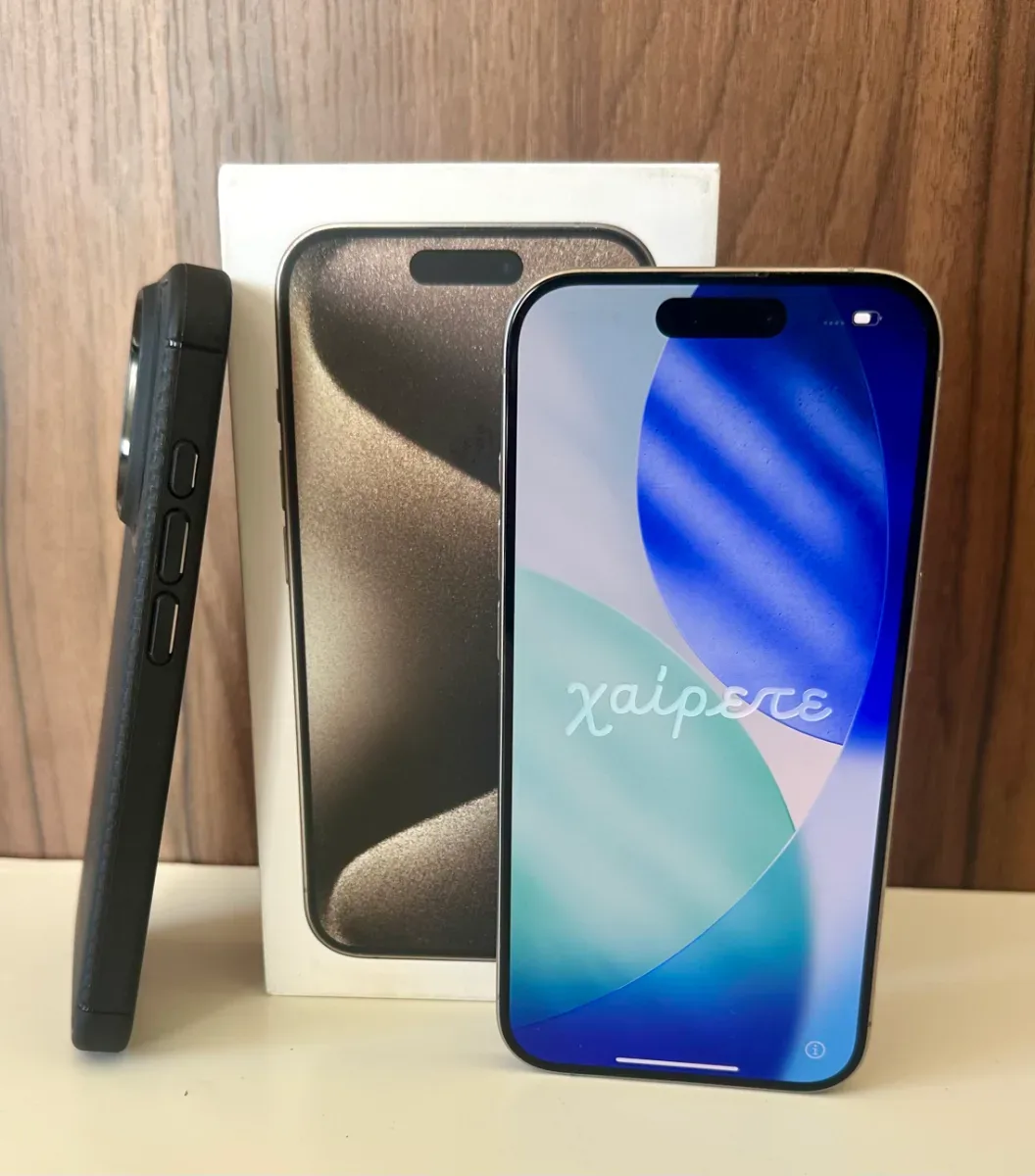 iPhone 15 Pro in Natural Titanium, photo 1 of 4