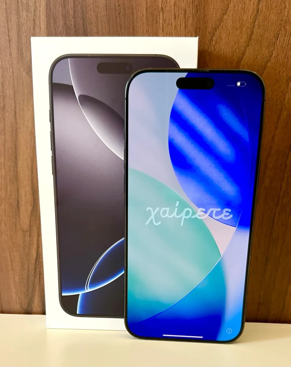 iPhone 16 Pro Max in Black Titanium, photo 1 of 4