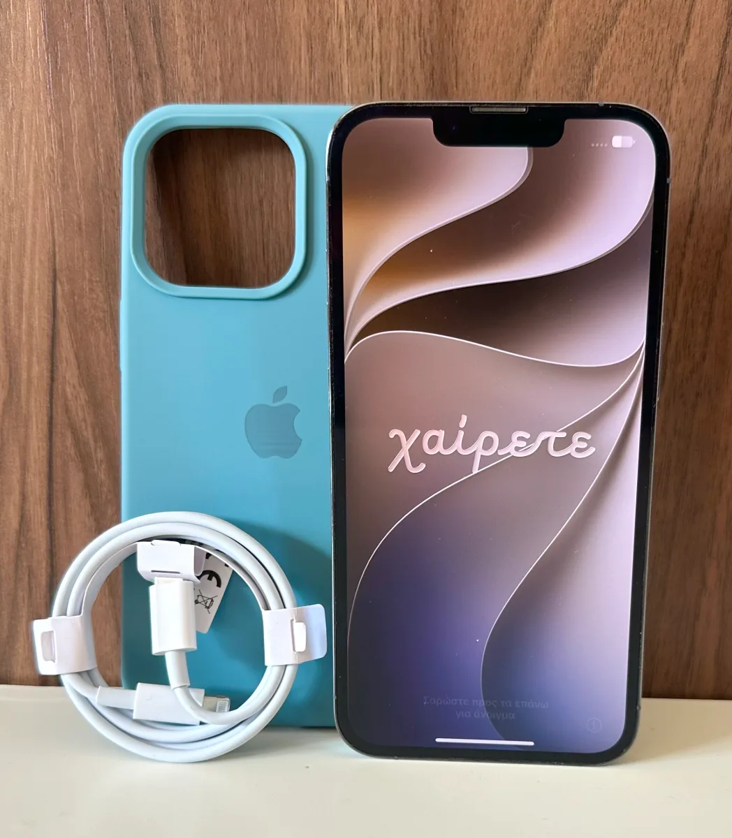 iPhone 13 Pro σε Sierra Blue, φωτογραφία 1 από 4