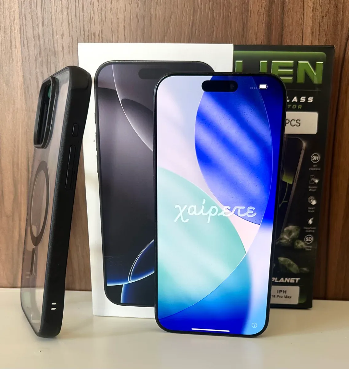 iPhone 16 Pro Max, Black Titanium, 256GB